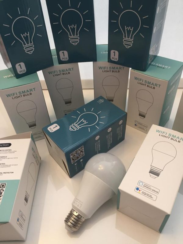 Lámpara inteligente RGB WIFI 9W - Imagen 11