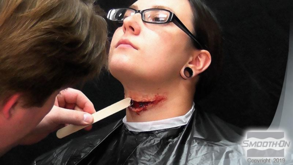 Skin Tite (Para crear heridas, cicatrices y adherir silicona a la piel) - Smooth on - Imagen 5